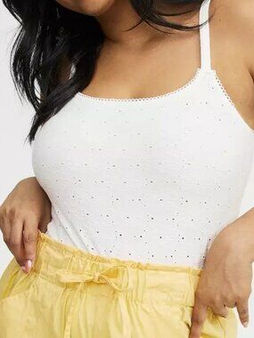 NWT Torrid White Eyelet Cami Tank Top Size 00/US 10 Lace Trim Adjustable Straps